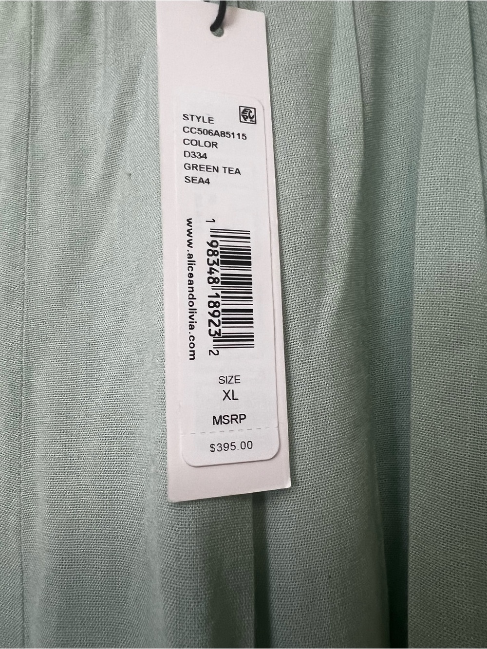 Alice + Olivia Lightweight pleated wide leg pants in Green tea